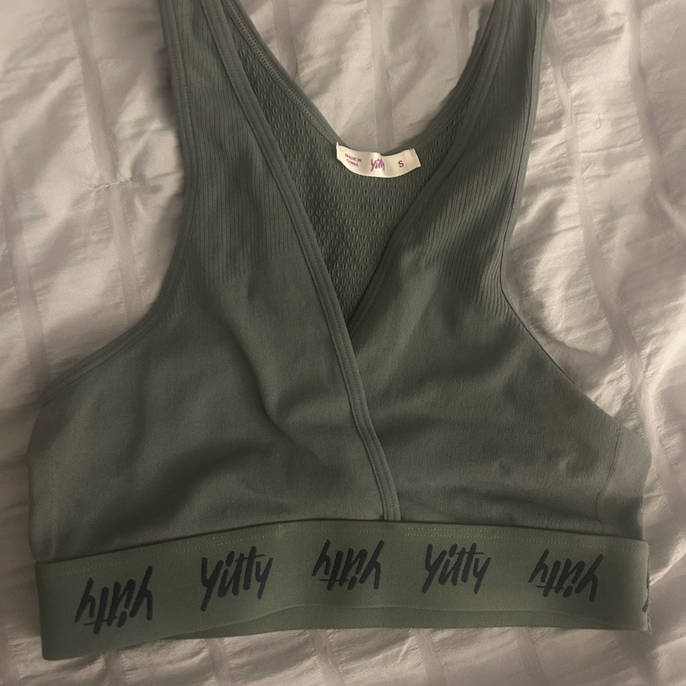 Sports bra